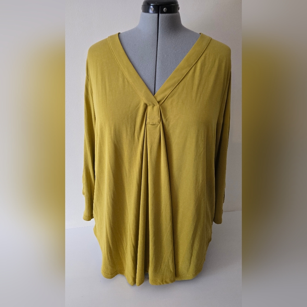 LUSH Mustard Yellow Pleated V-Neck Blouse – Size XXL